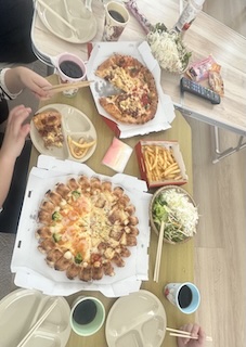 推し活パーティーの画像